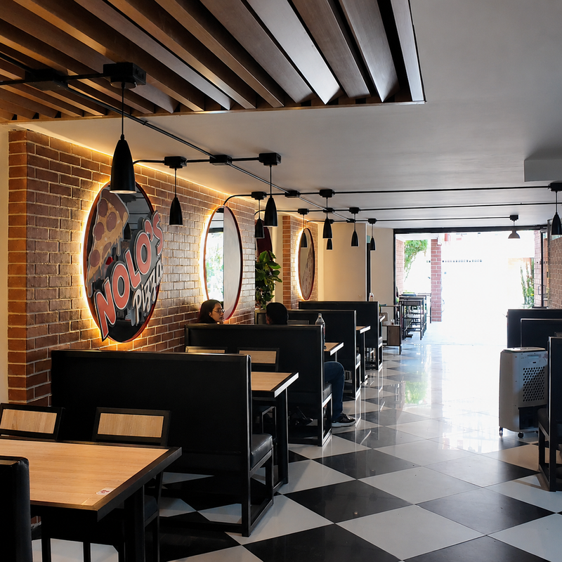 Nolos pizza